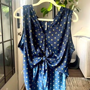 Sleeveless Blouse (S)